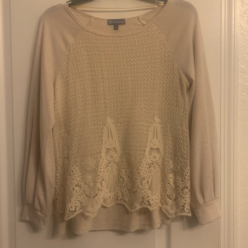 Democracy cream size small shirt with lace